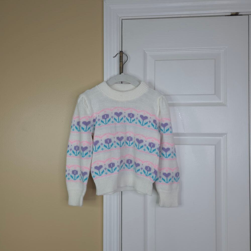 Vintage 1980s Pastel Heart Pull Over Crewneck Sweater in White Size 4